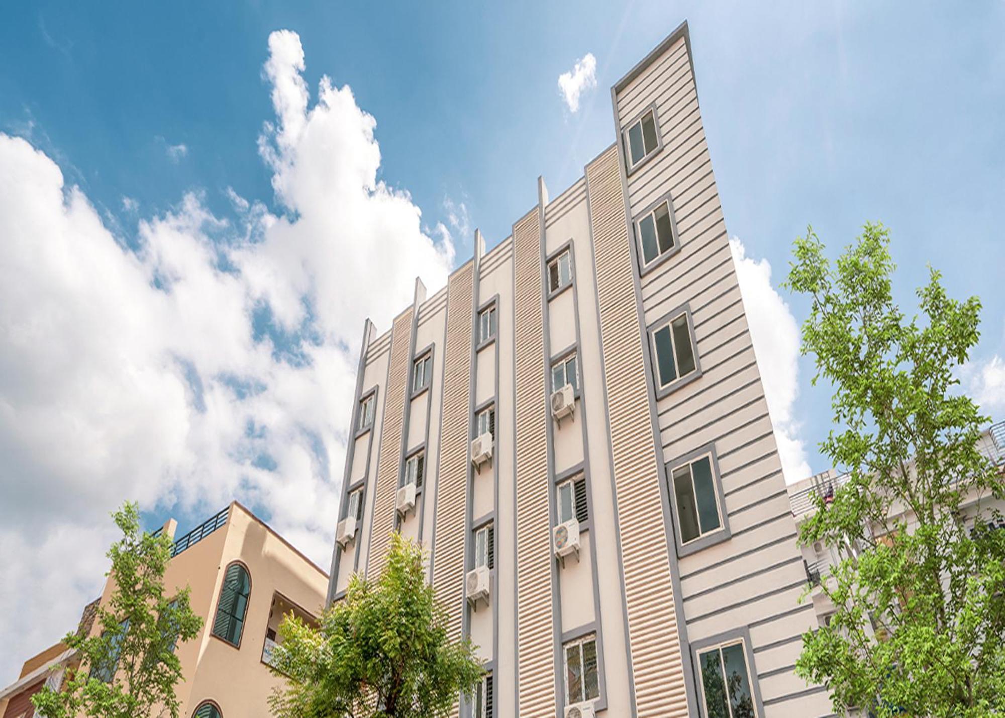 Apartment Living Homes Azura- Gachibowli, Near Dps Gachibowli, Hyderabad